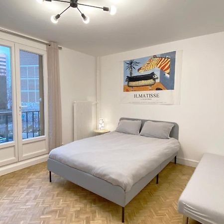 Paris: Agreable Chambre D'Un Grand Artiste Lägenhet Exteriör bild